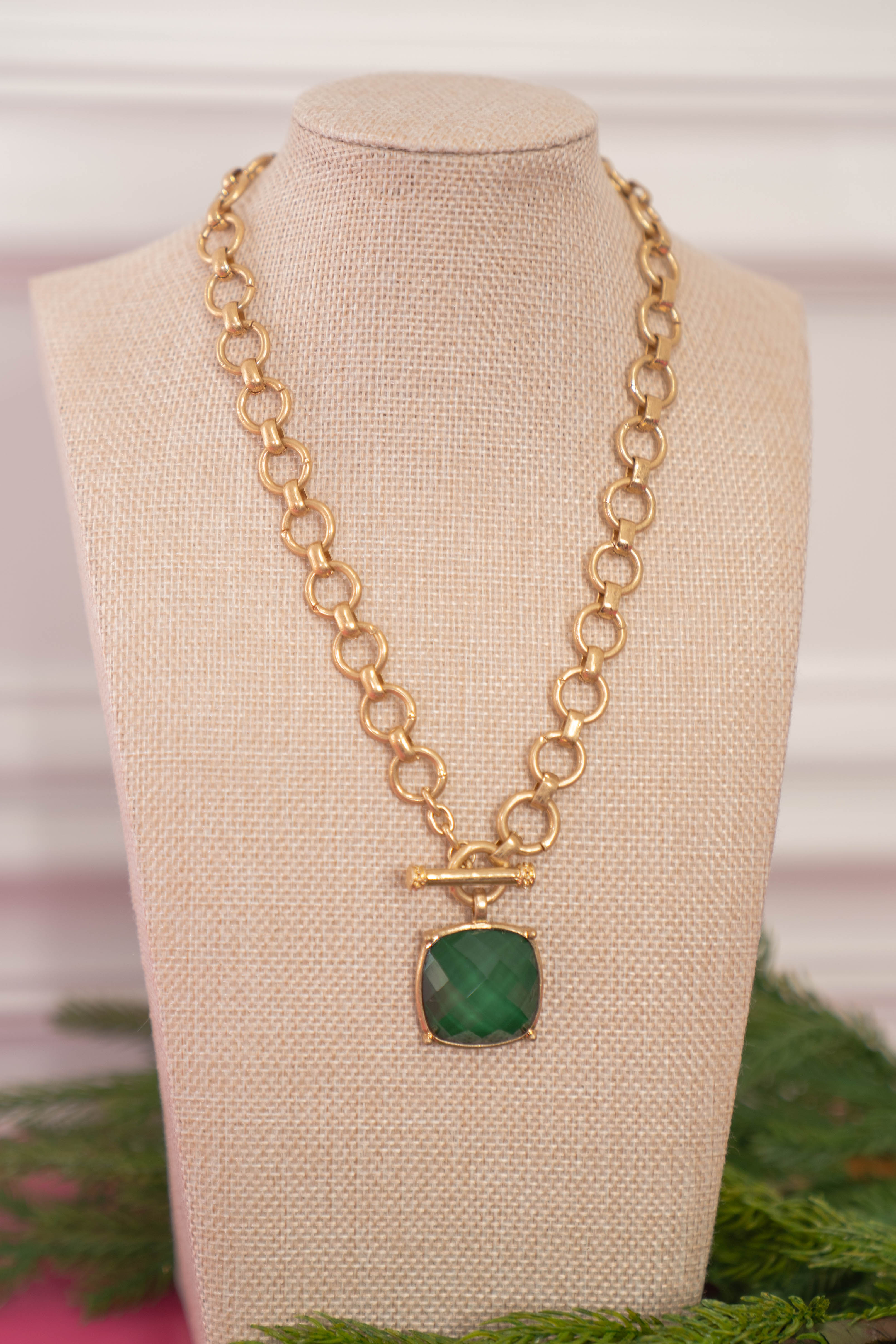 Classic Toggle Necklace in Green