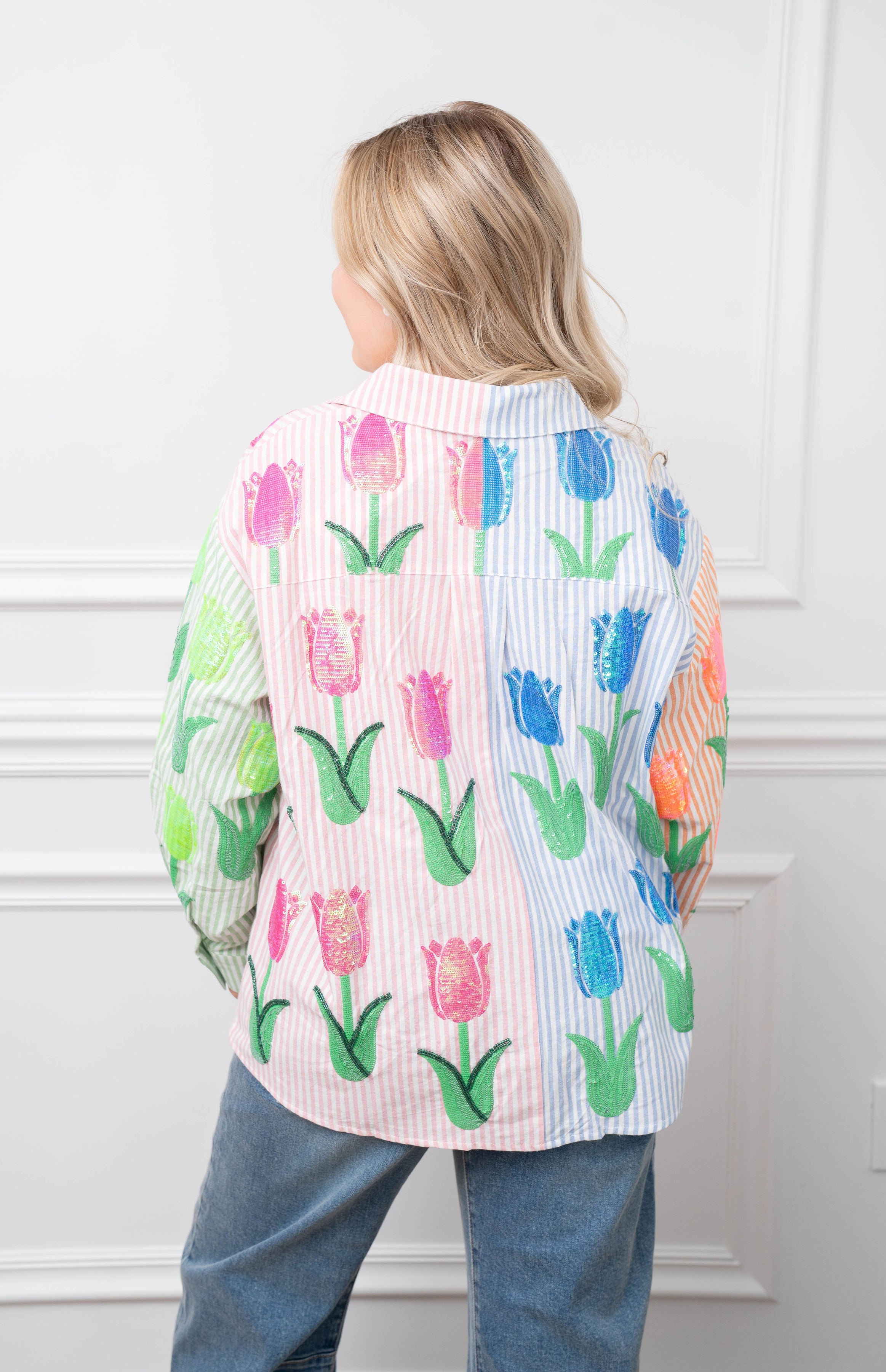 Queen Colorblock Tulip Button Up
